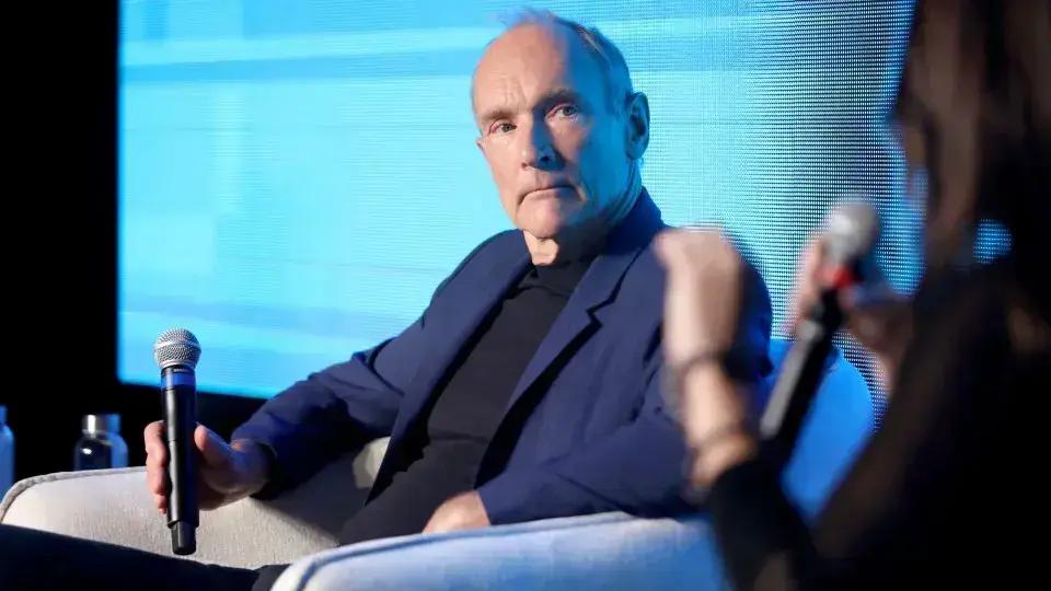 Tim Berners-Lee propõe soluções para corrigir problemas da Internet